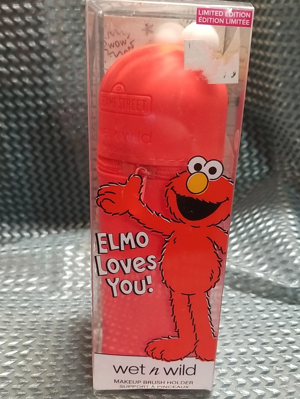 wet n wild Elmo Brush Holder - Red